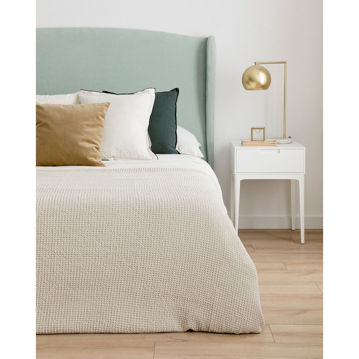 GENERICO - Cabecero  LUPE doble 140cm x 90cm