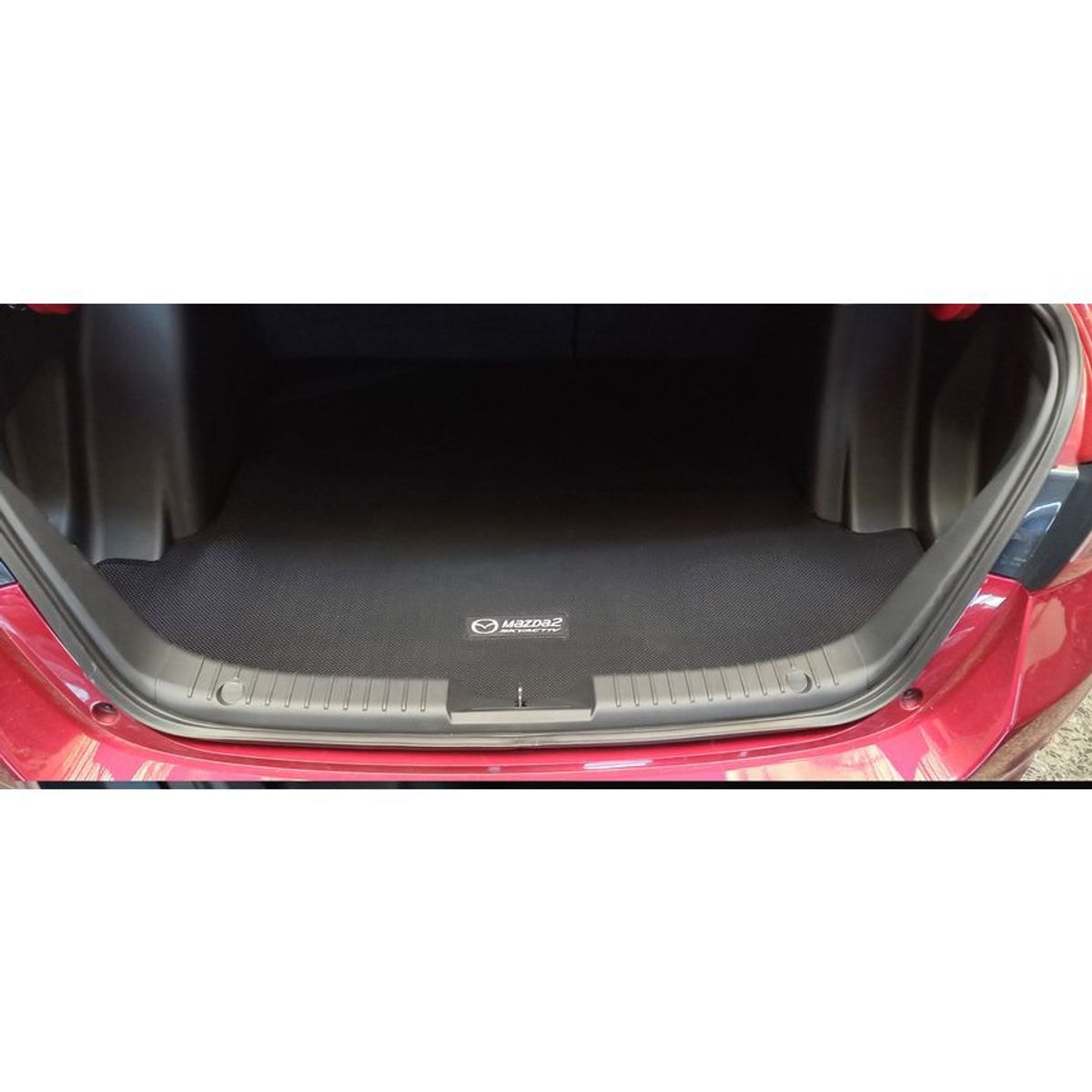 GENERICO - Tapete protector baul en pvc  mazda 2 2016-2022 sedan
