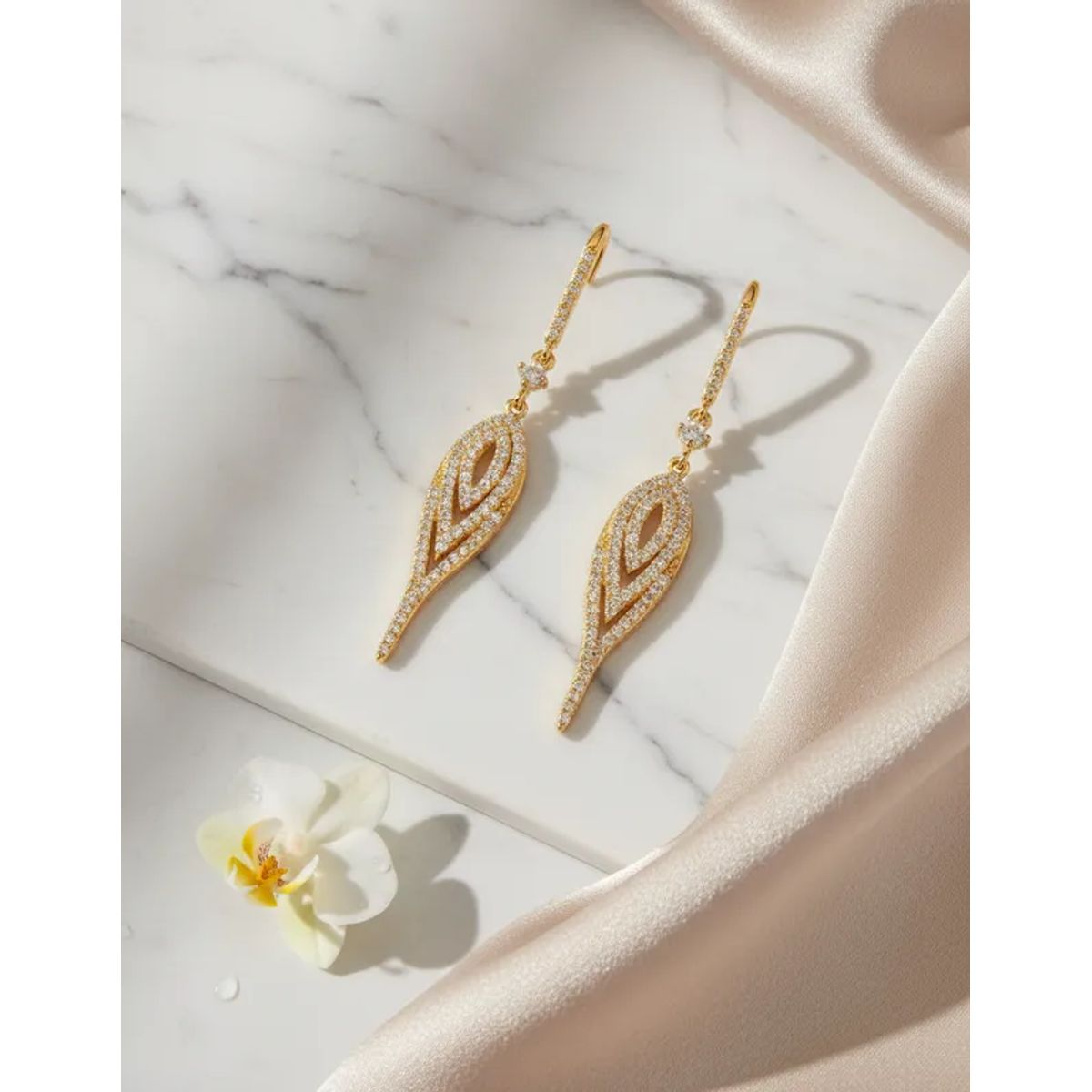 VERAMOREST - Aretes Dorados Elegance