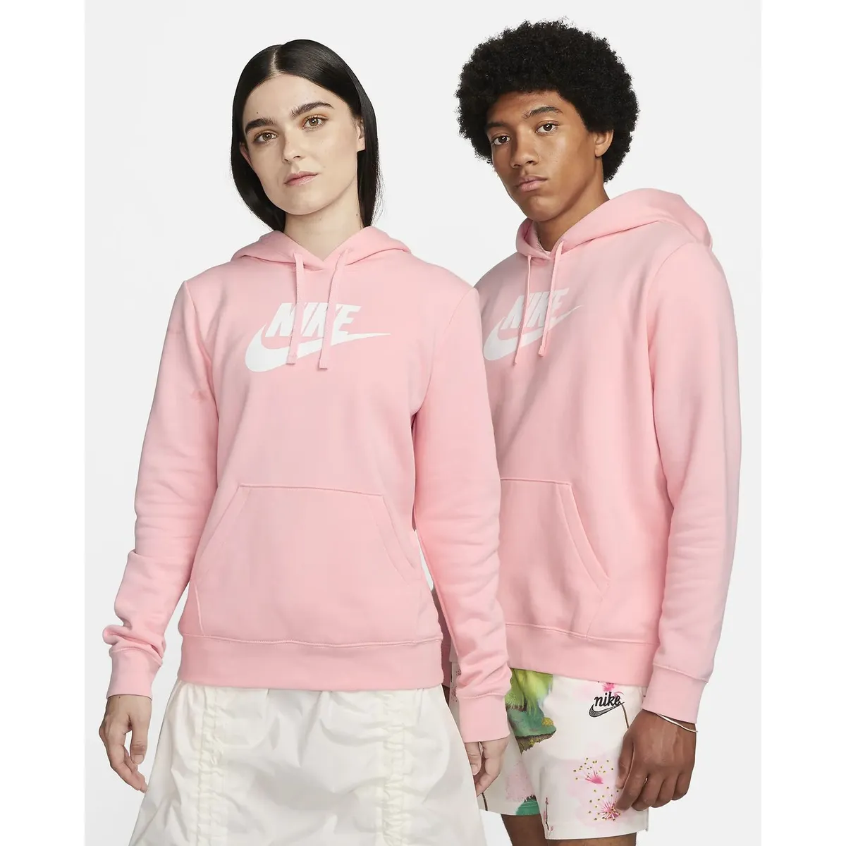NIKE - BUZO CAPOTA NIKE MUJER CLUB FLEECE ROSADO BLANCO.