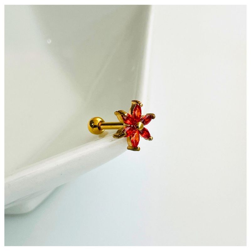 ACCESORIOS DE EVA - Piercing Acero Inoxidable Flor Rojo_.