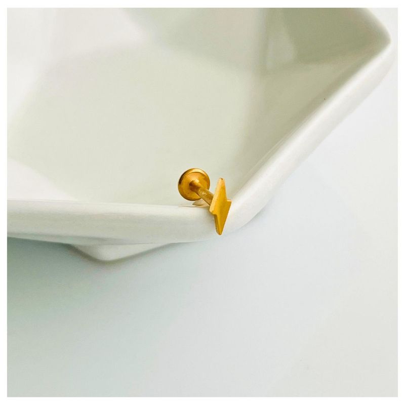 ACCESORIOS DE EVA - Piercing Acero Inoxidable Tragus Rayo_.