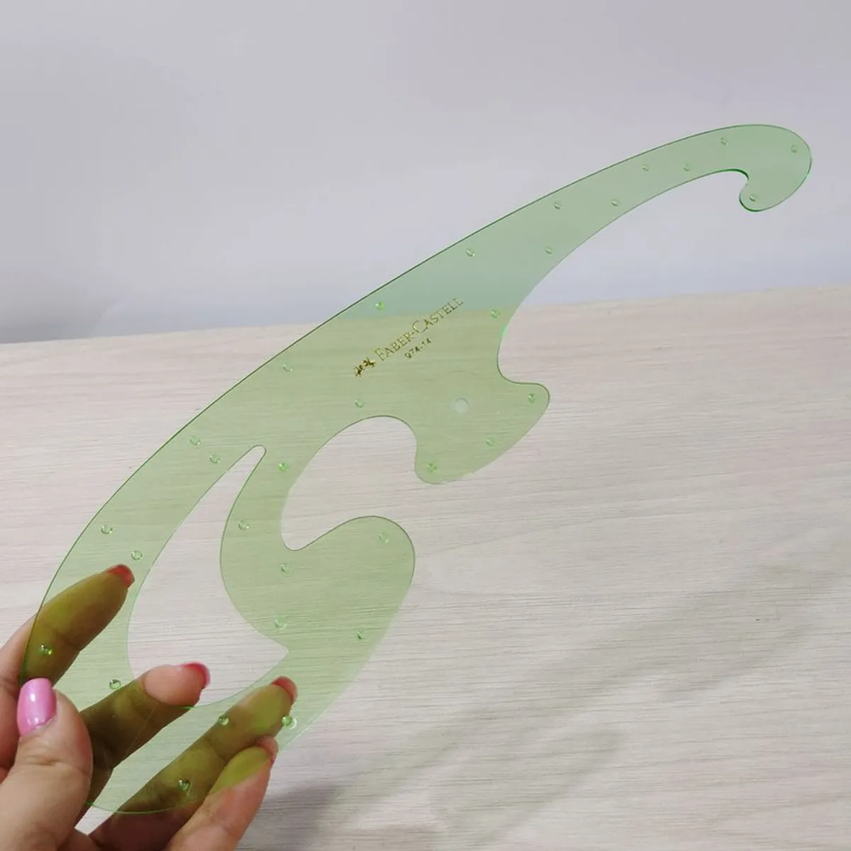 FABER CASTELL - Regla Curvígrafo Grande Faber Castell