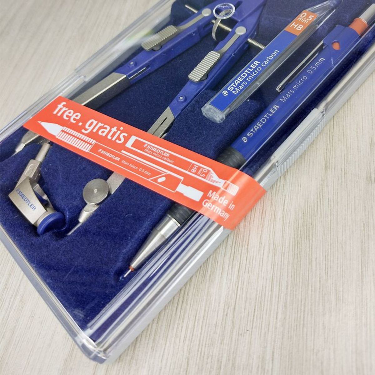 STAEDTLER - Compas De Precisión  Adaptador Staedtler Gratis Portaminas