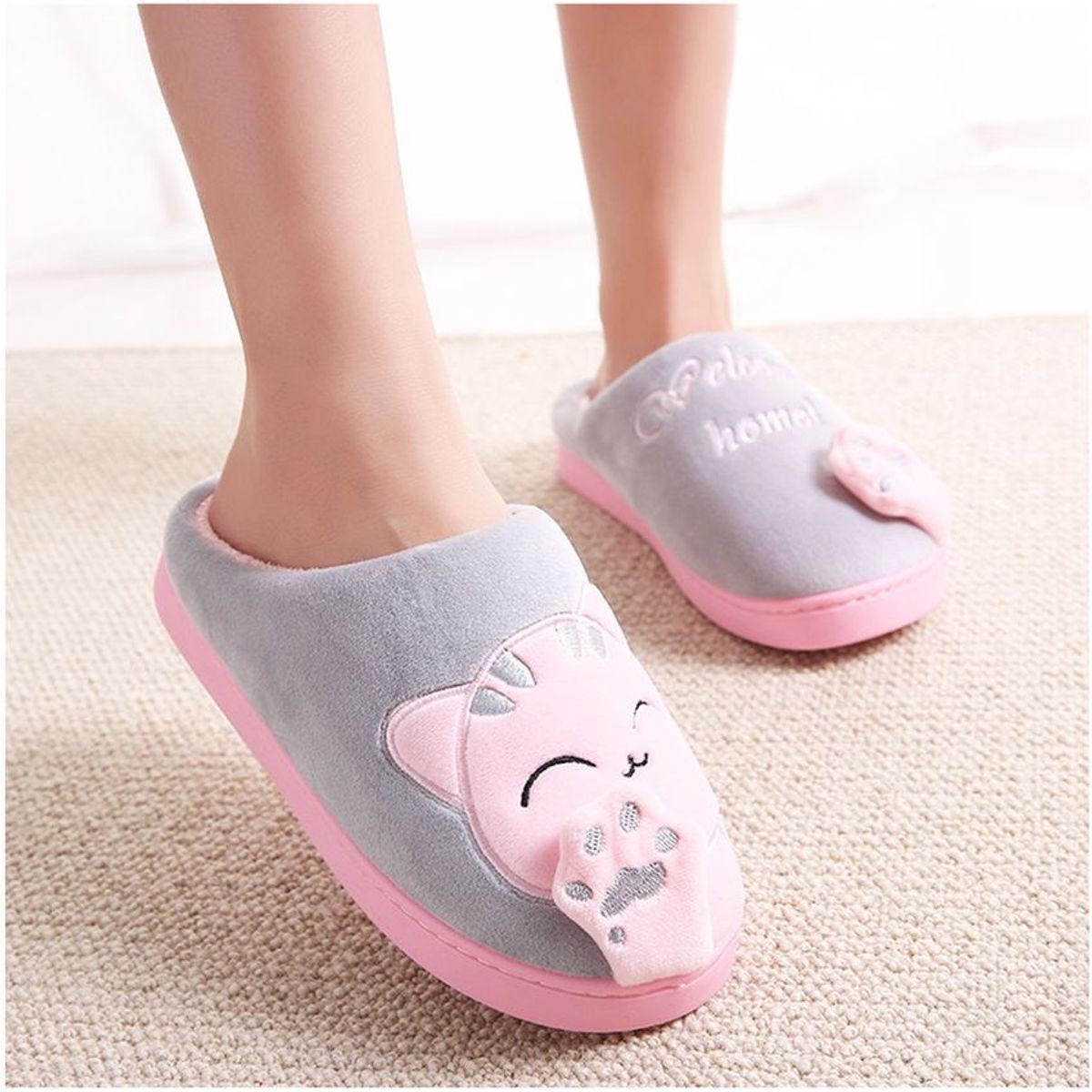 MULTIPLACE COLOMBIA - Pantuflas de peluche para mujer importadas