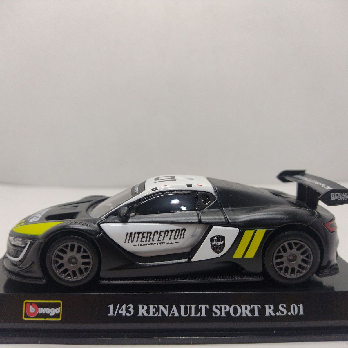 BURAGO - RENAULT SPORT RS01 Carro de Coleccion
