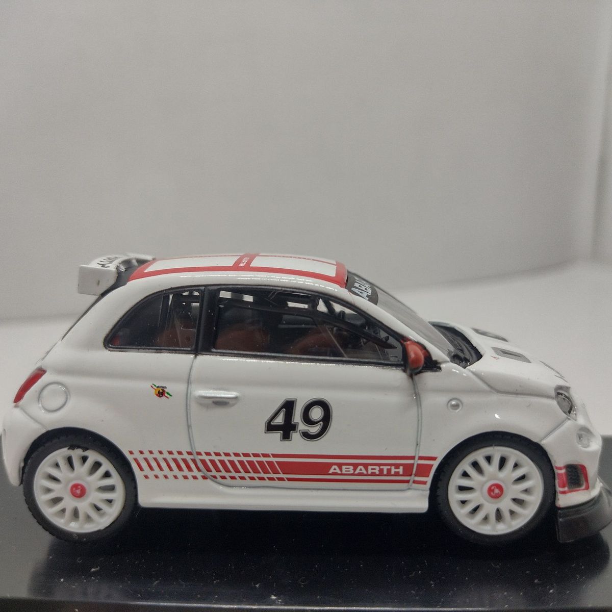 BURAGO - ABARTH 500 numero 49 Carro de Coleccion