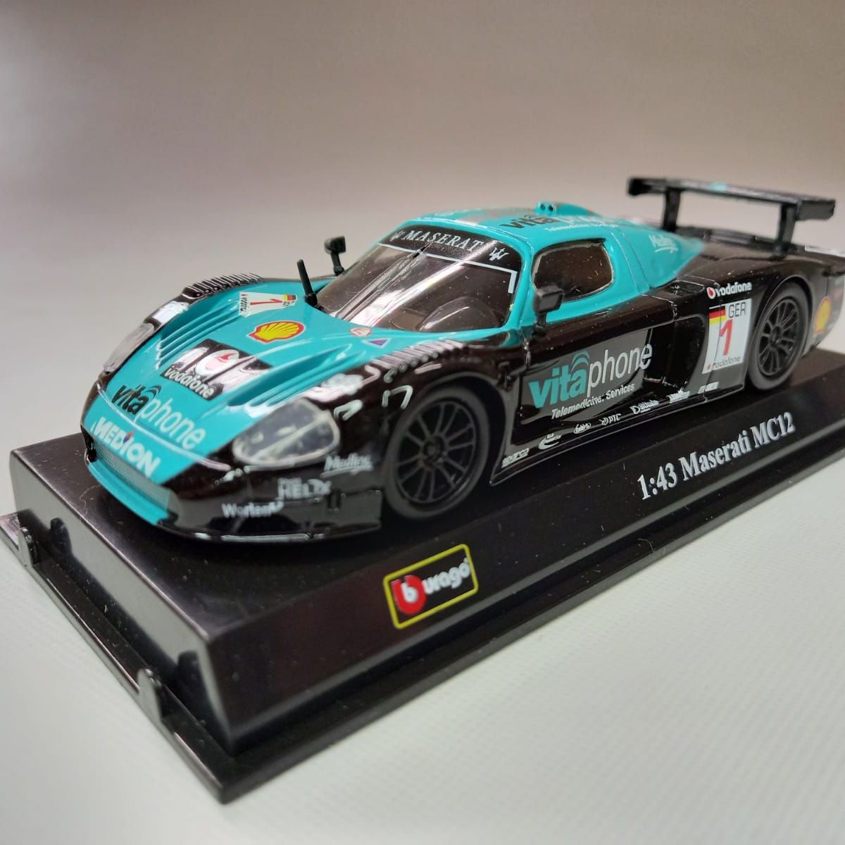 BURAGO - MASERATI MC 12 Carro de Coleccion