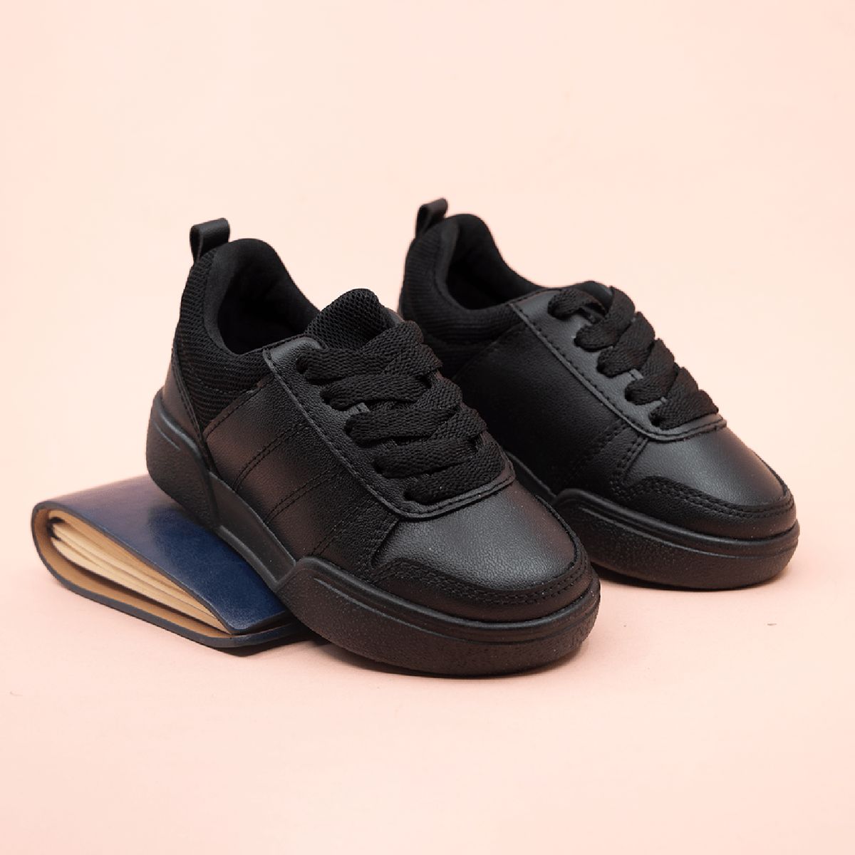 PAPOS - Tenis Escolares Green Day Negro Cordones - Negro_.