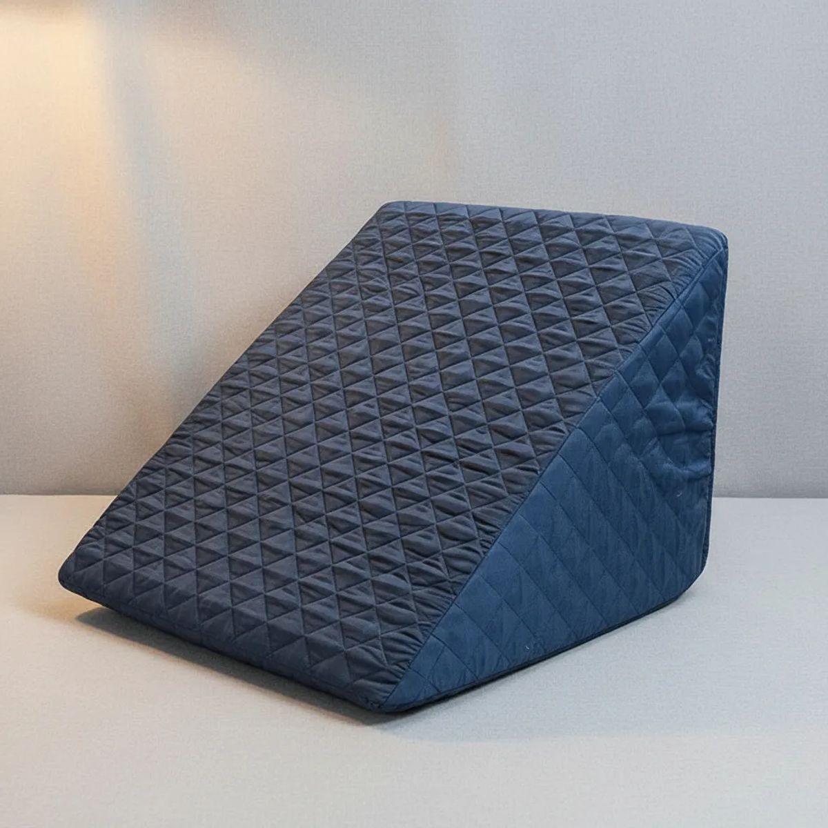 IKSA - Cojín Lumbar Azul en Tela Termosellada y Relleno De Espuma Rosada