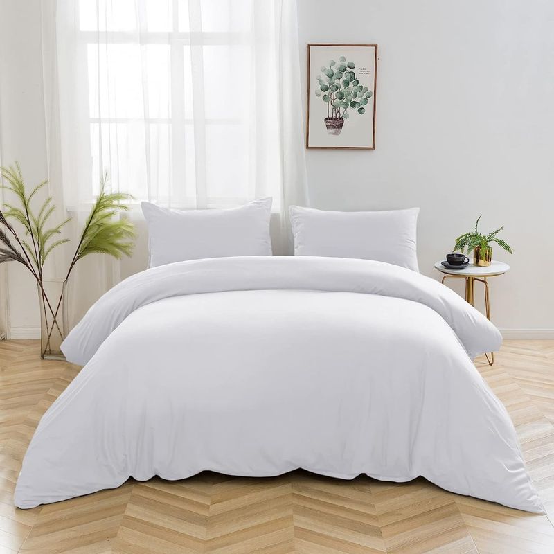 HAPPY BEAR - Set Duvet Semidoble Y Juego de Sabanas Microfibra Blanco Liso.