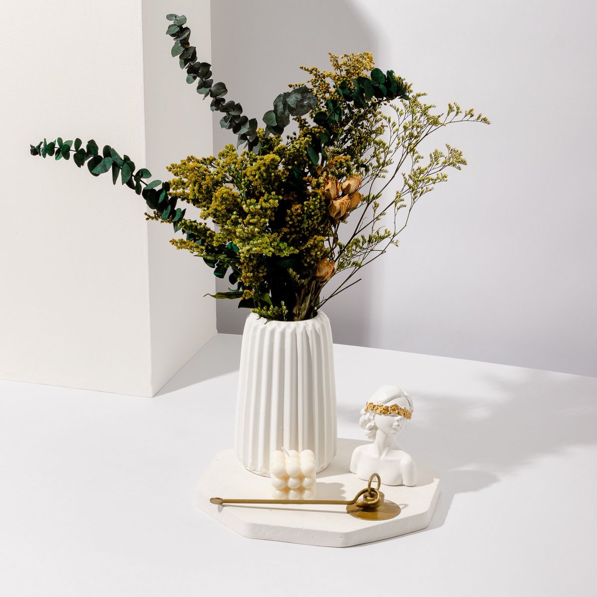 DECORACIONES ALE Y GABI - Centro de Mesa Trinity  Florero Base Vela  Y Adornos