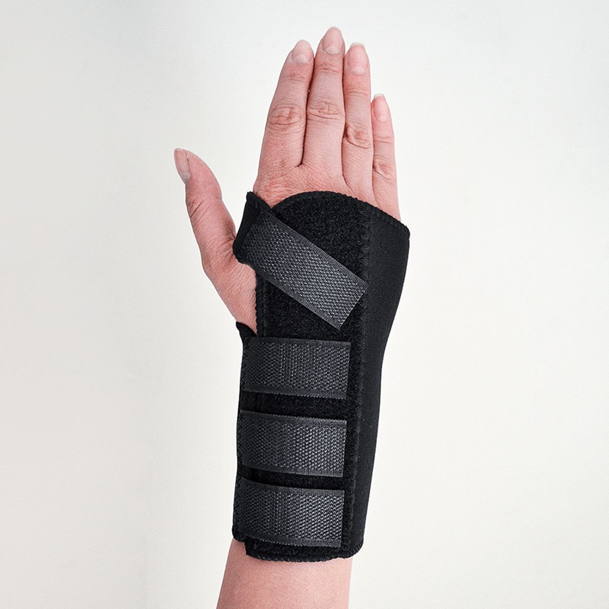 VIVO - Brace De Muñeca Plus Derecho Negro