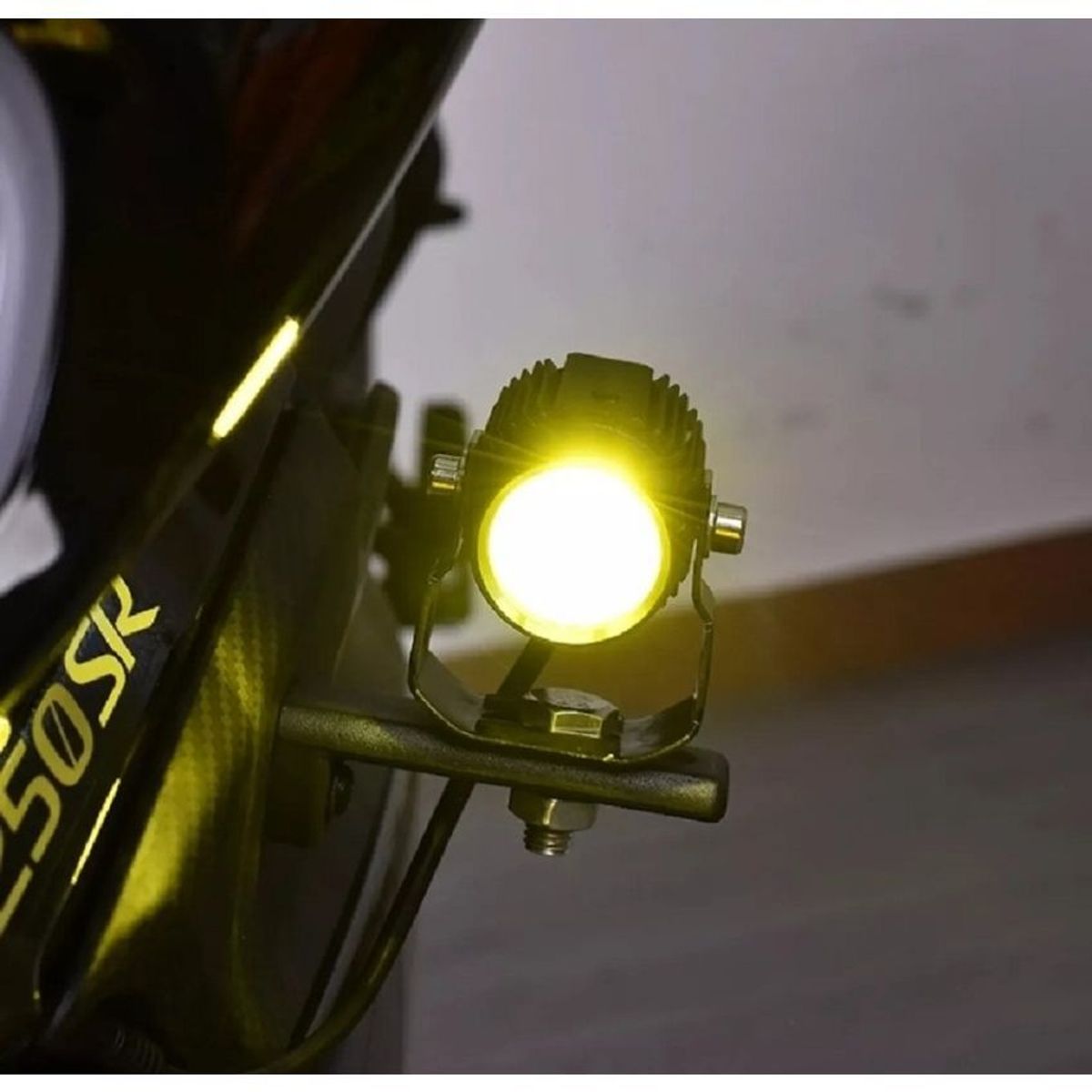 UNIVERSAL - 2 exploradoras led blanca amarilla fija lupas LASER