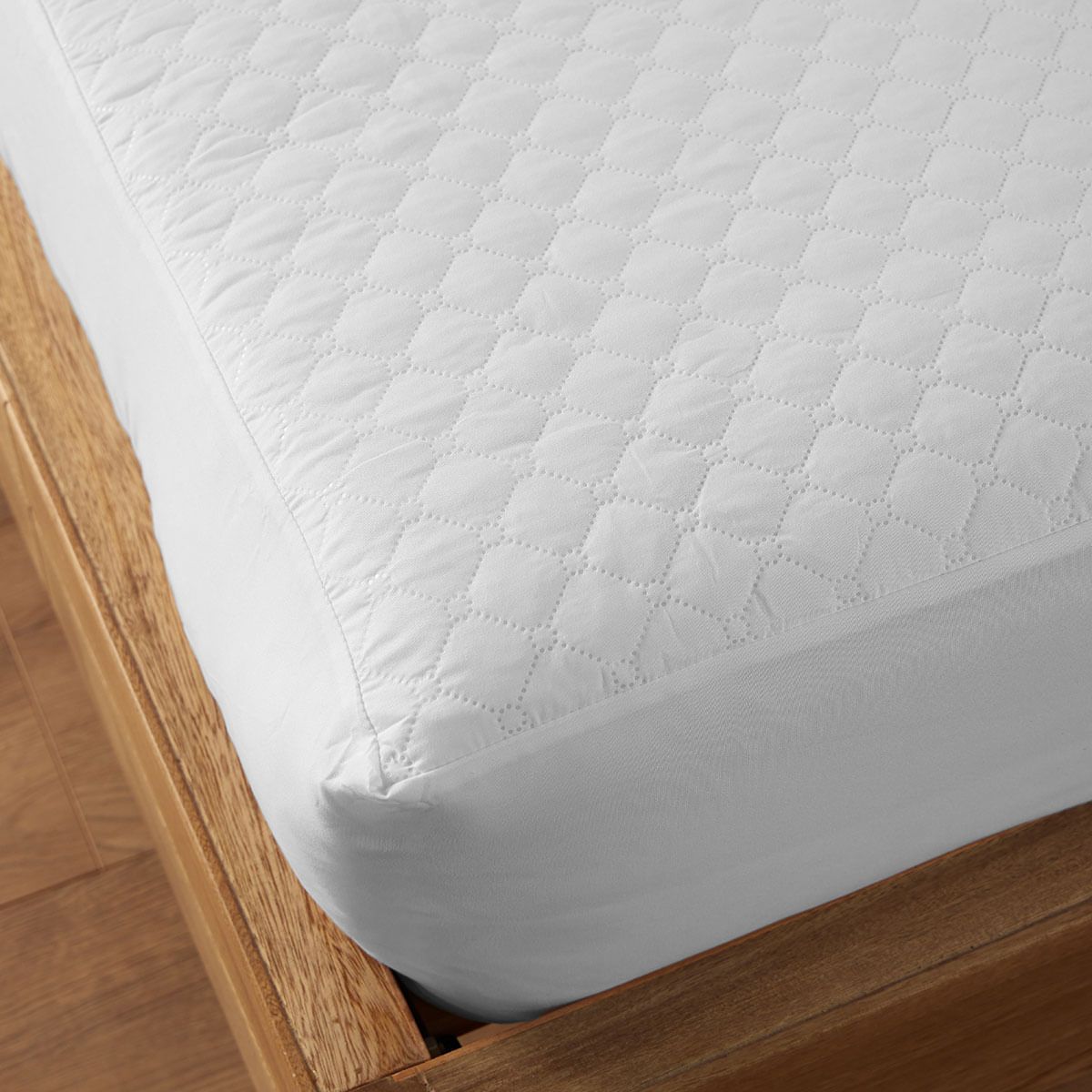 DISTRIHOGAR - Protector de Colchón Hotel Experience Impermeable Sencillo