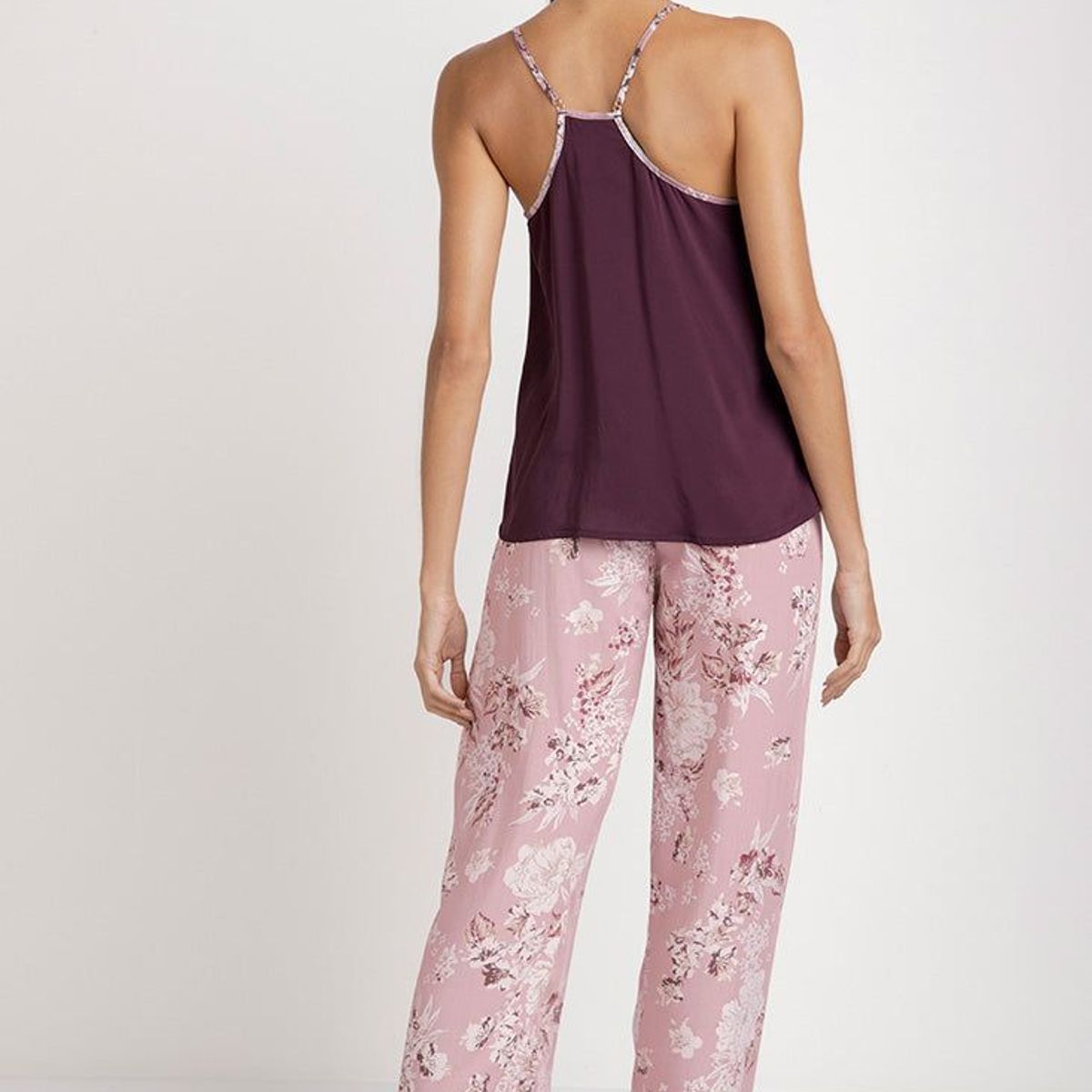 OPTIONS INTIMATE - Pijama Pantalon Capri para Dama Marca Options Intimate