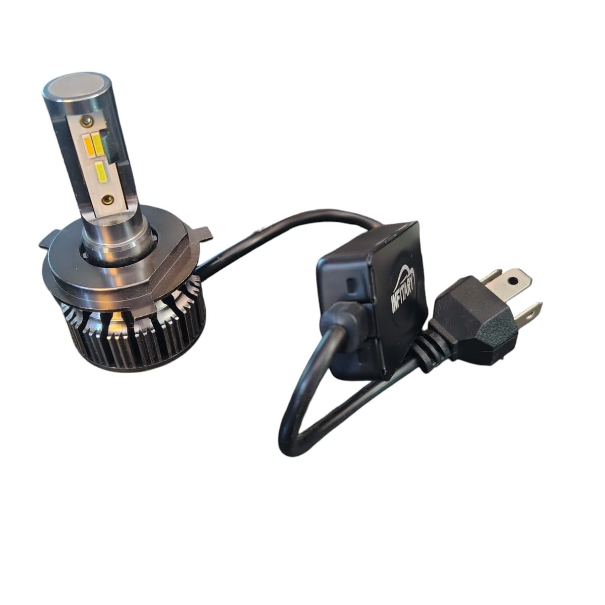 LEDMAX - Un bombillo led tricolor head light 16000 lumens H4 Moto/carro