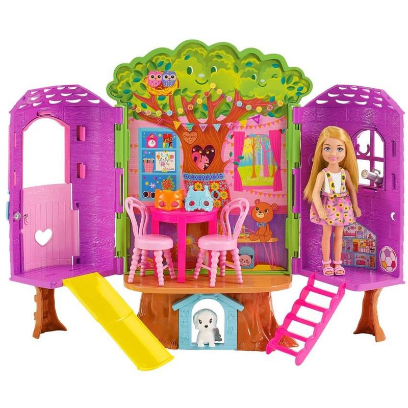 BARBIE - Barbie La Película Set De Juego Chelsea Casa Del Árbol Mattel