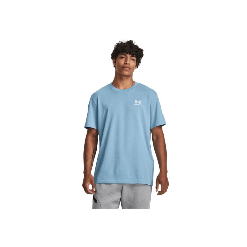 UNDER ARMOUR - Camiseta Hombre Under Armour M LOGO EMB HVWGHT SS Azul UNDER ARMOUR.