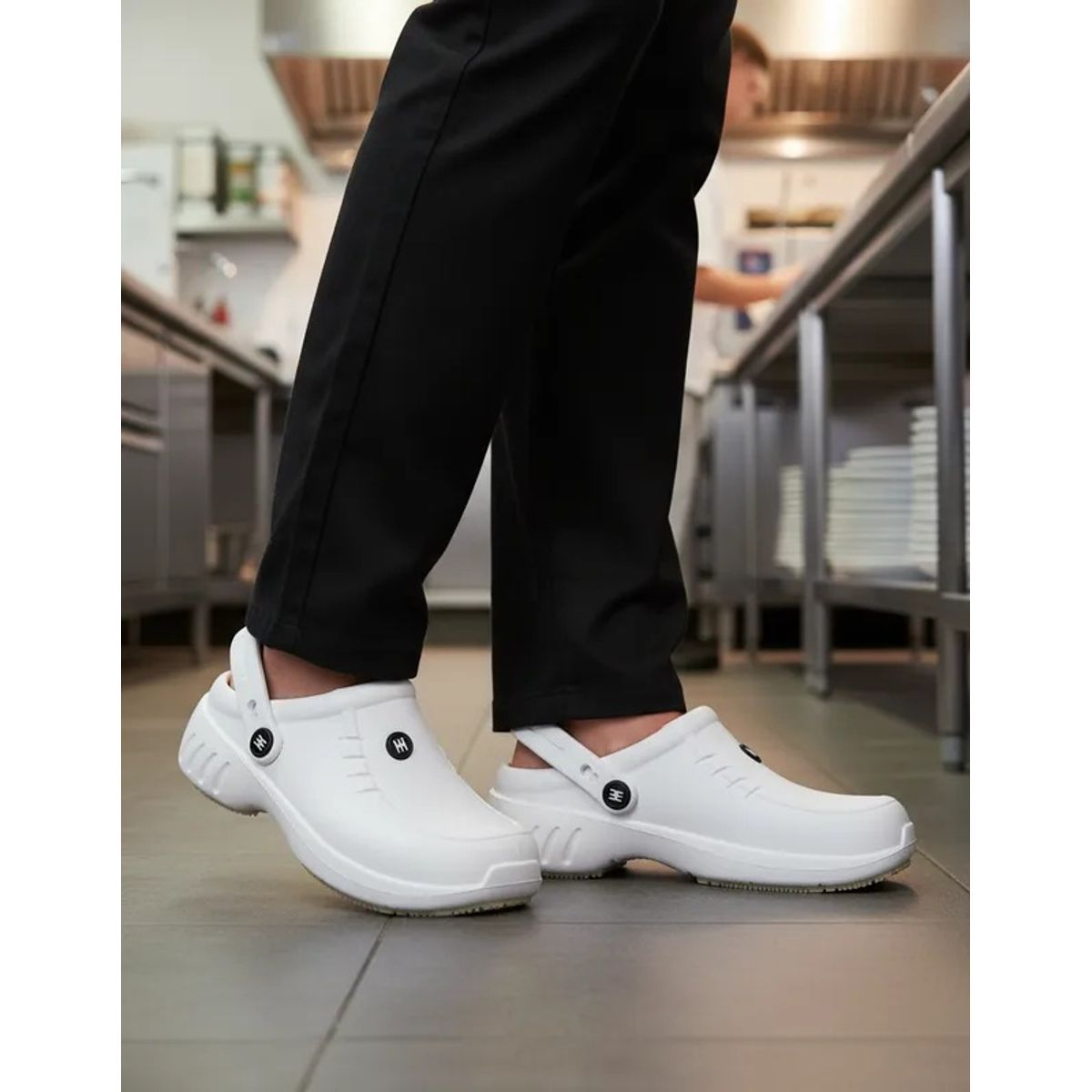 EVACOL - Zapatos Zueco Dotacion Antideslizantes Correa Blancos Evacol Ref 224