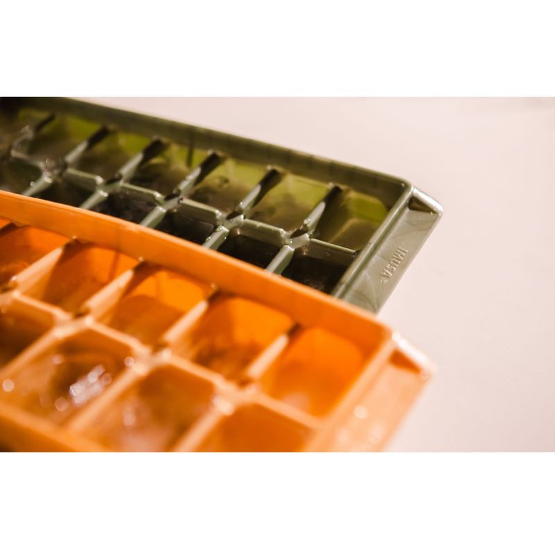 IMUSA - Juego de 2 cubetas de hielo IMUSA TERRA.