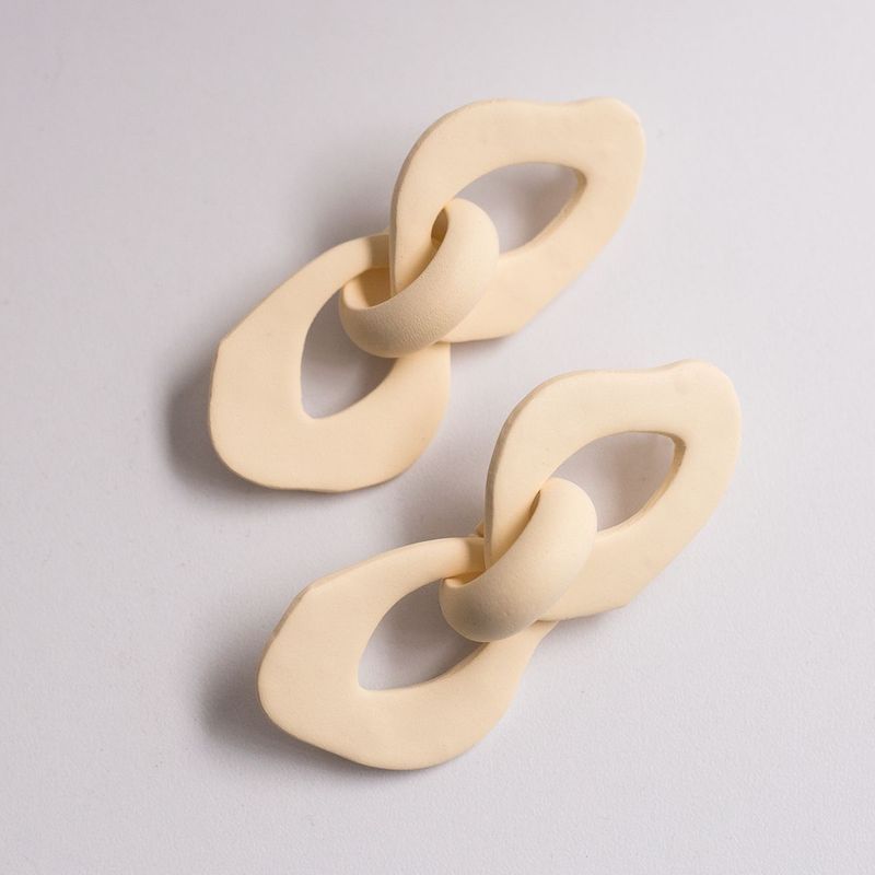 MUCURA JEWELRY - Aretes Iris Crema Múcura