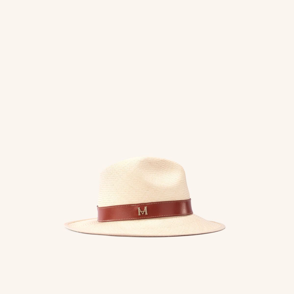 MARIO HERNANDEZ - Sombrero Fundación Coñac Aguadeño