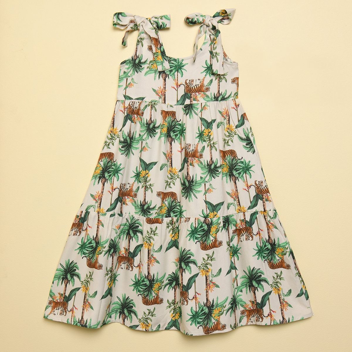 FALABELLA - Vestido Niña Lobo Rosa para Falabella