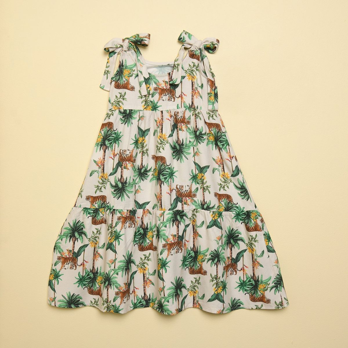 FALABELLA - Vestido Niña Lobo Rosa para Falabella