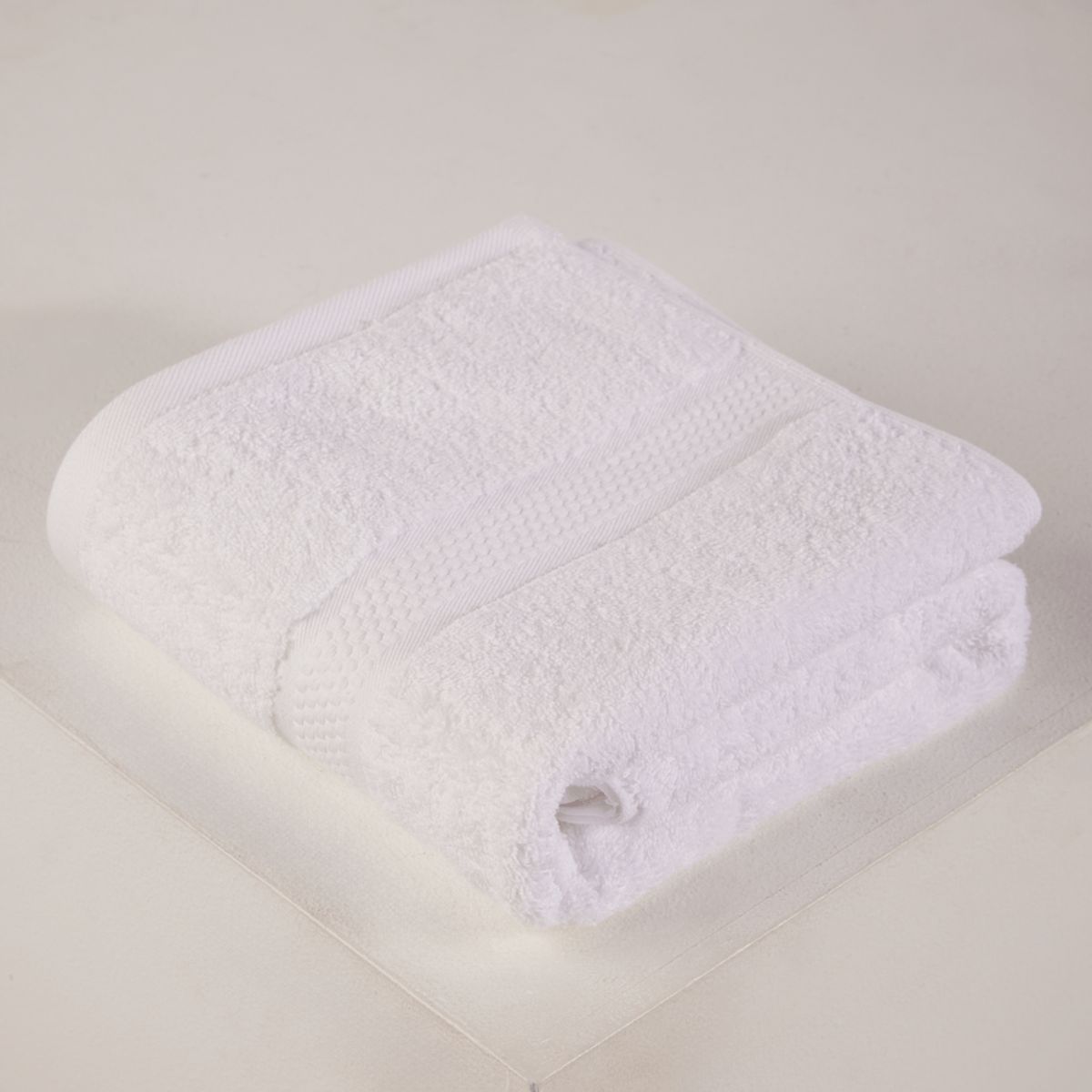 DISTRIHOGAR - Toalla de Cuerpo Ricu 480 gr Blanca 70 x 140