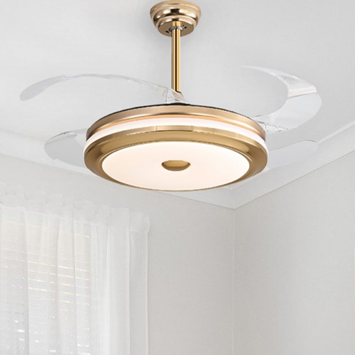 KARLUZ - Ventilador de Techo Aspas Retráctiles Control Remoto y Lámpara Karluz