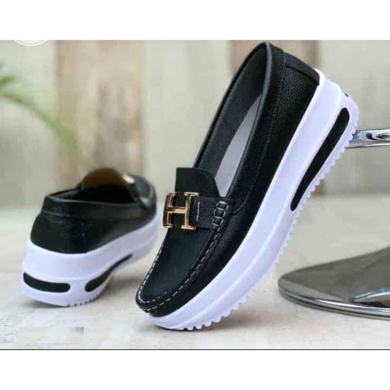 GENERICO - PRECIOSOS MOCASINES EN CUERO NEGROS EN CUERO GARANTIZADO