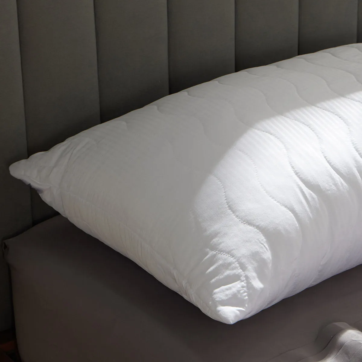 DISTRIHOGAR - Almohada Essencial Soporte Suave Poliéster 50 x 70 cm