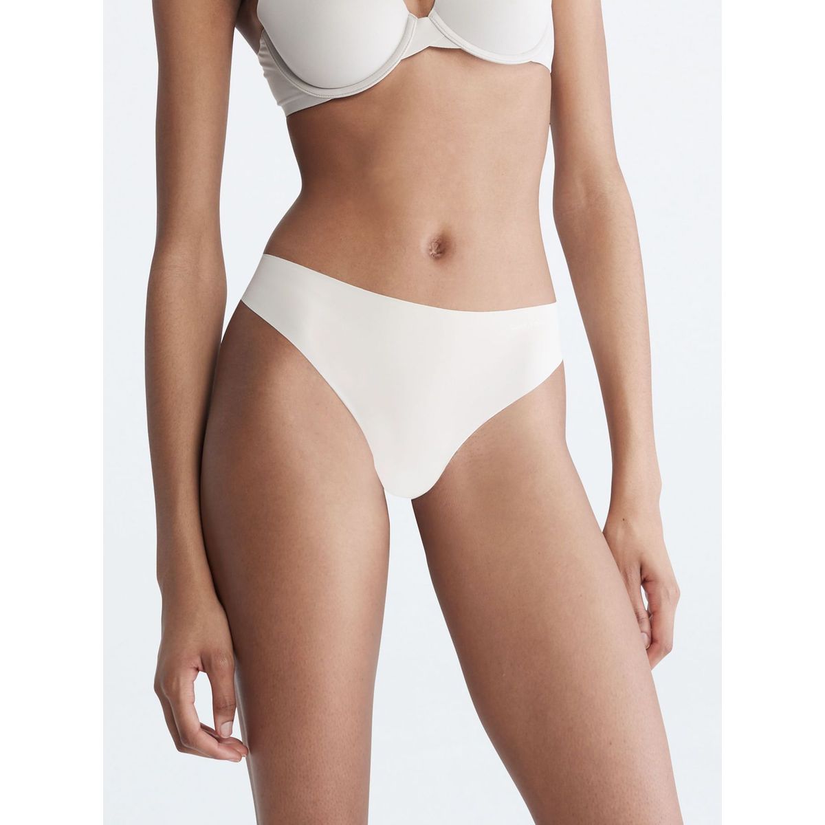 CALVIN KLEIN - Pantie Tipo Tanga Clásica Para Mujer Calvin Klein