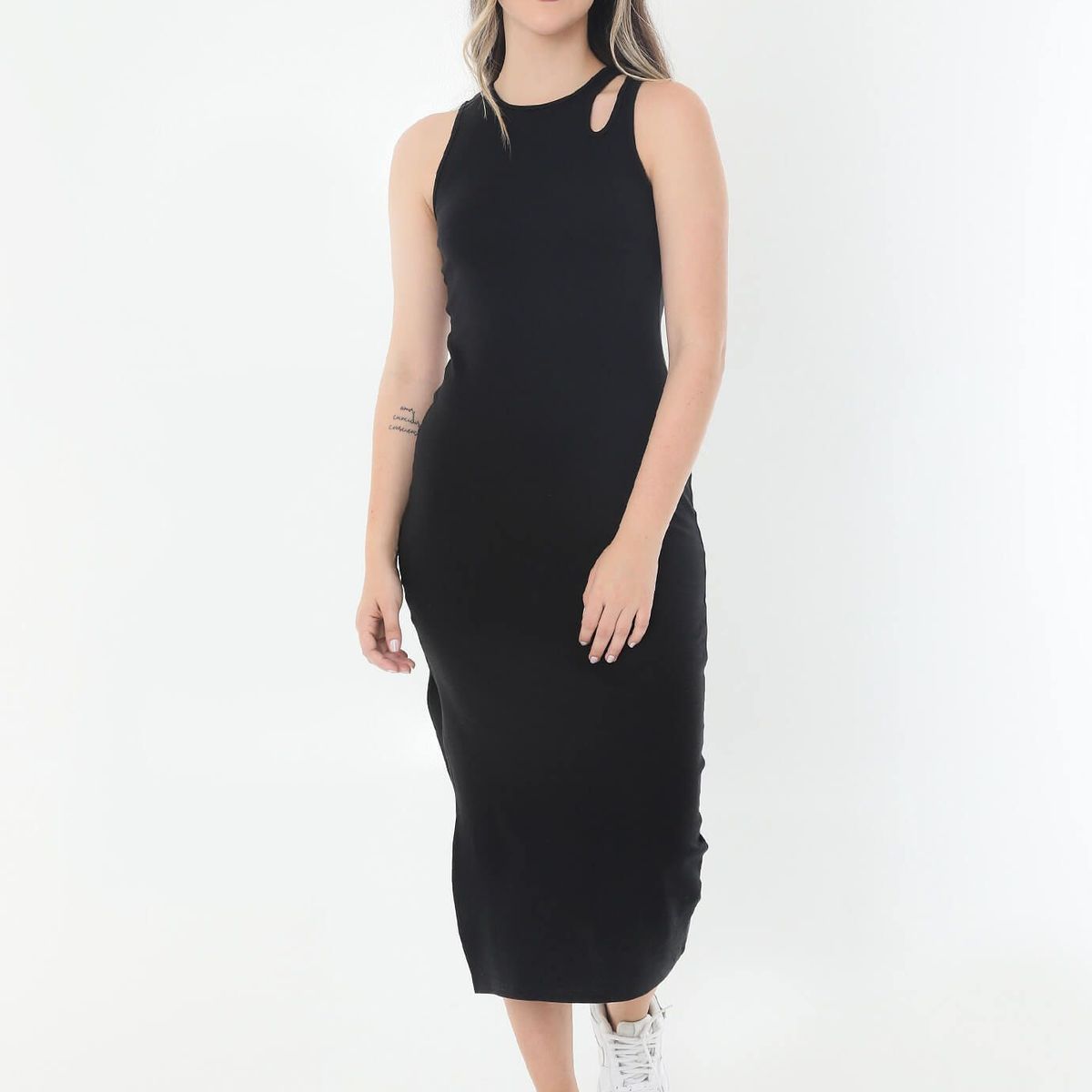 BELIFE - Vestido Midi Negro Manga Sisa Con Abertura En Frente Para Mujer Belife.-