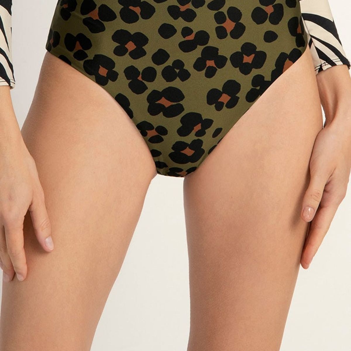 TOUCHE BALNEAIRE - Traje de baño Panty Para Dama  Marca Touche Balneaire Ref 0C52041XS