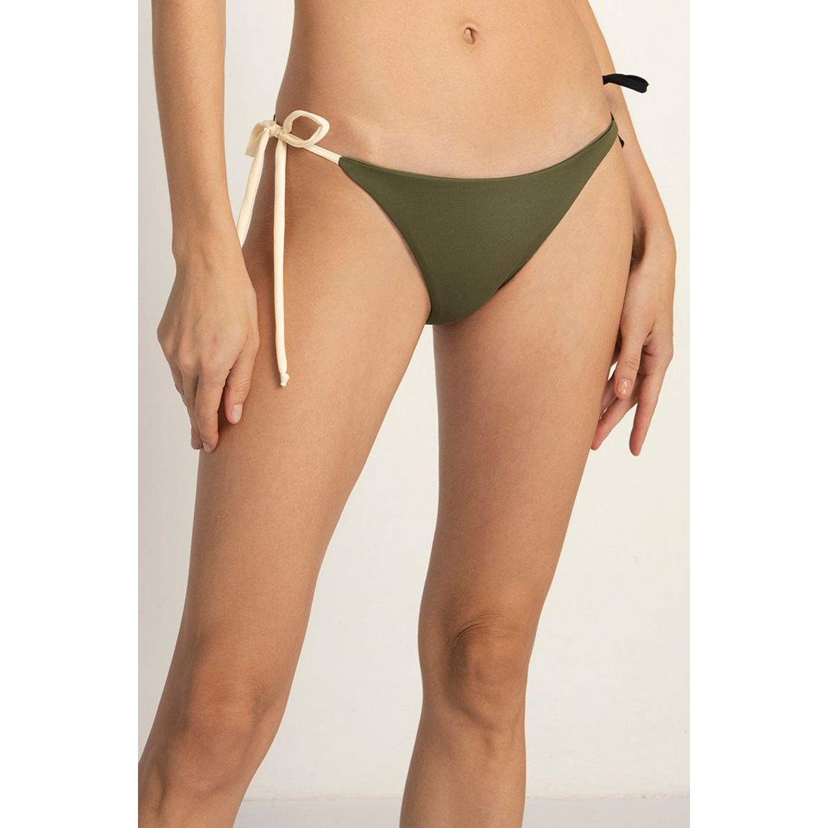 TOUCHE BALNEAIRE - Traje de baño Panty Para Dama  Marca Touche Balneaire Ref 0P55041XS