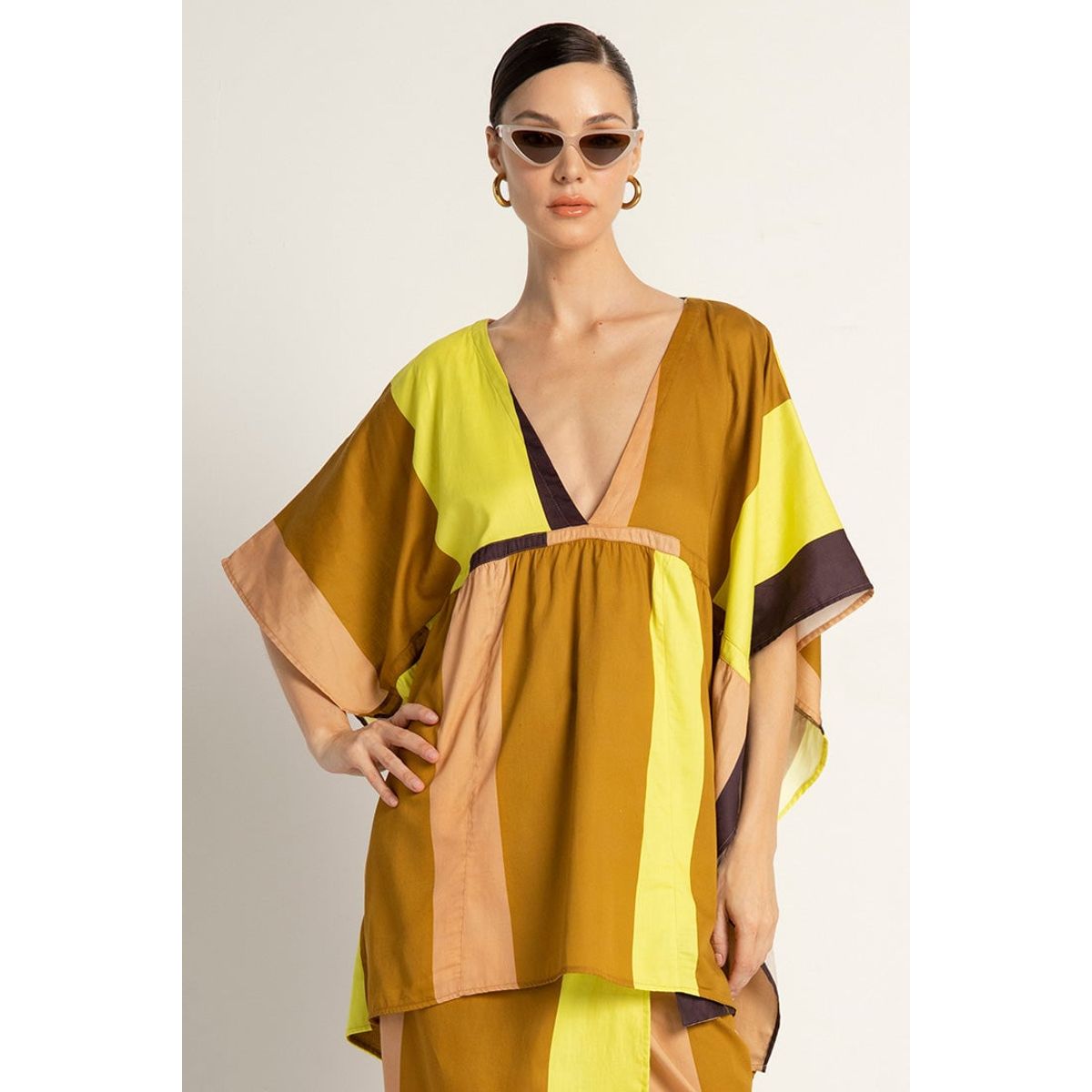 TOUCHE BALNEAIRE - Camison de Playa  Para Dama  Marca Touche Balneaire Ref 0A36041