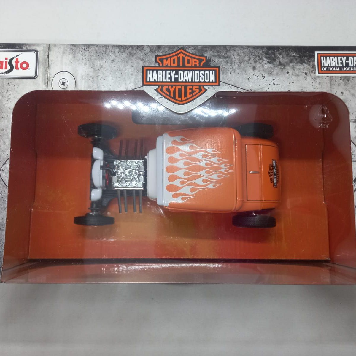 MAISTO - CARRO FORD MODEL A 1929 HARLEY DAVISON ESC 1-24 DE COLECCIÓN