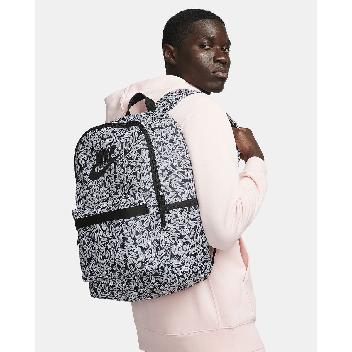 NIKE - MORRAL NIKE HERITAGE NEGRO BLANCO 25L