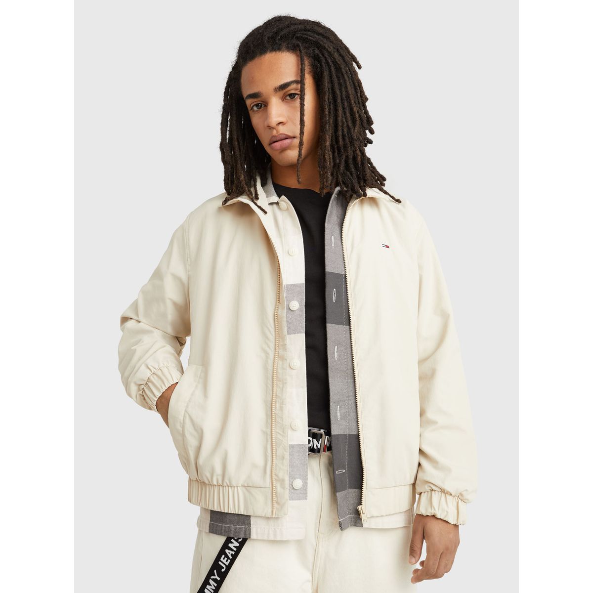 TOMMY HILFIGER - Chaqueta Con Parche Con Logo Essential Hombre Beige Tommy Jeans