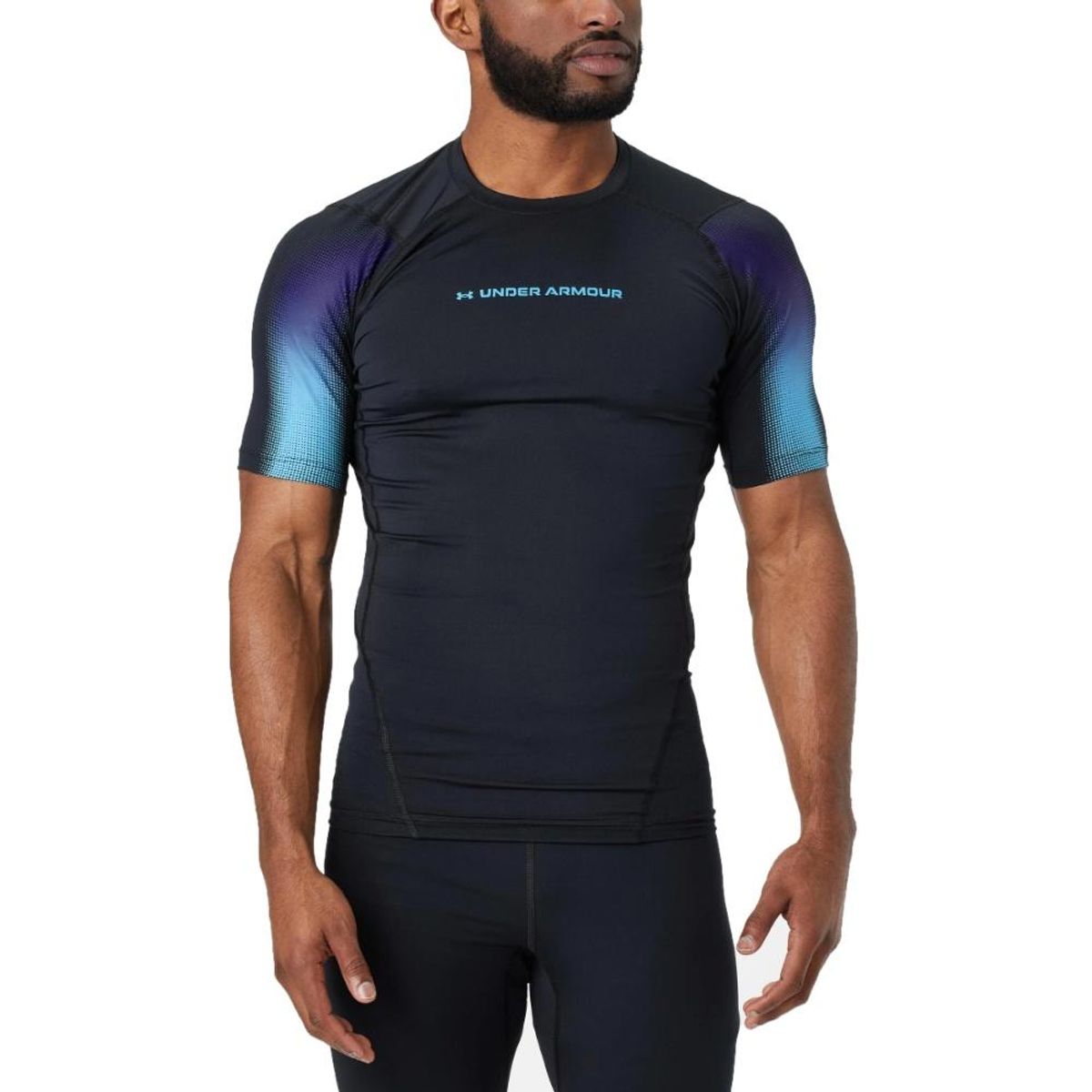 UNDER ARMOUR - Camiseta Under Armour Hg Novelty-Negro