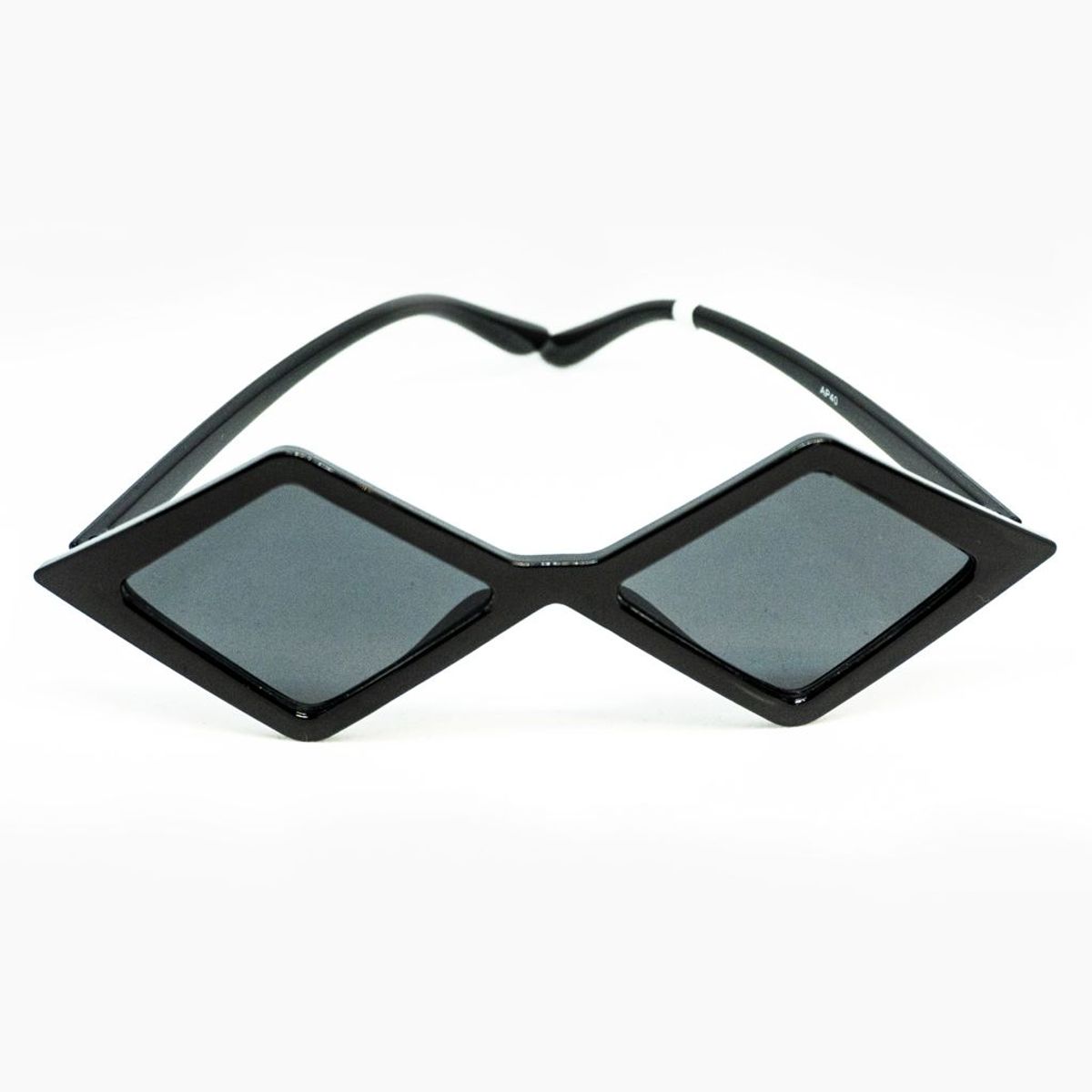 AT NIGHT SUNGLASSES - Gafas de sol At Night Poligonales unisex Negras