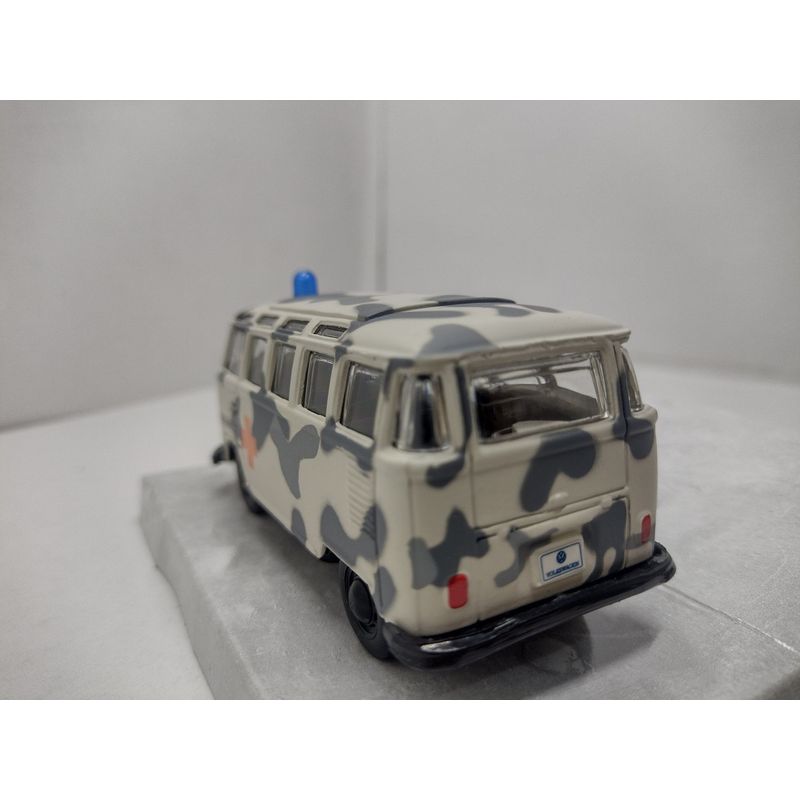 MAISTO - CARRO VOLKSWAGEN VAN SAMBA ESCALA 1-43 DE COLECCIÓN