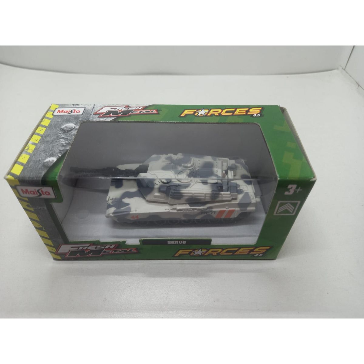 MAISTO - CARRO TANQUE DE GUERRA BRAVO ESCALA 1-43 DE COLECCIÓN