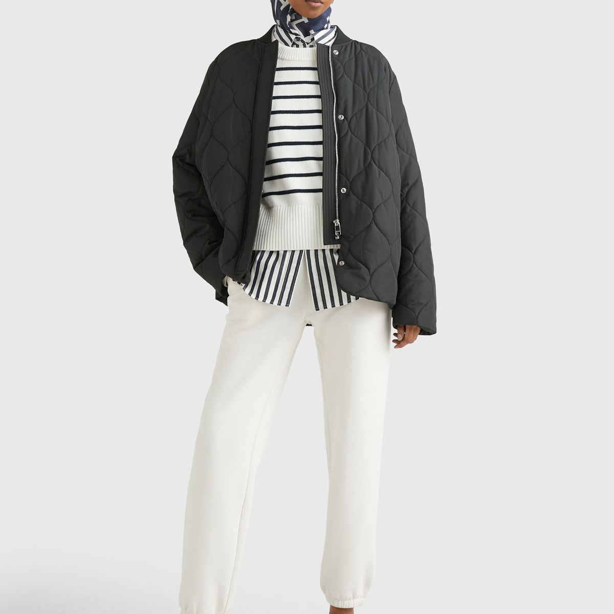 TOMMY HILFIGER - Chaqueta Negra Bomber Acolchada Para Mujer Tommy Hilfiger