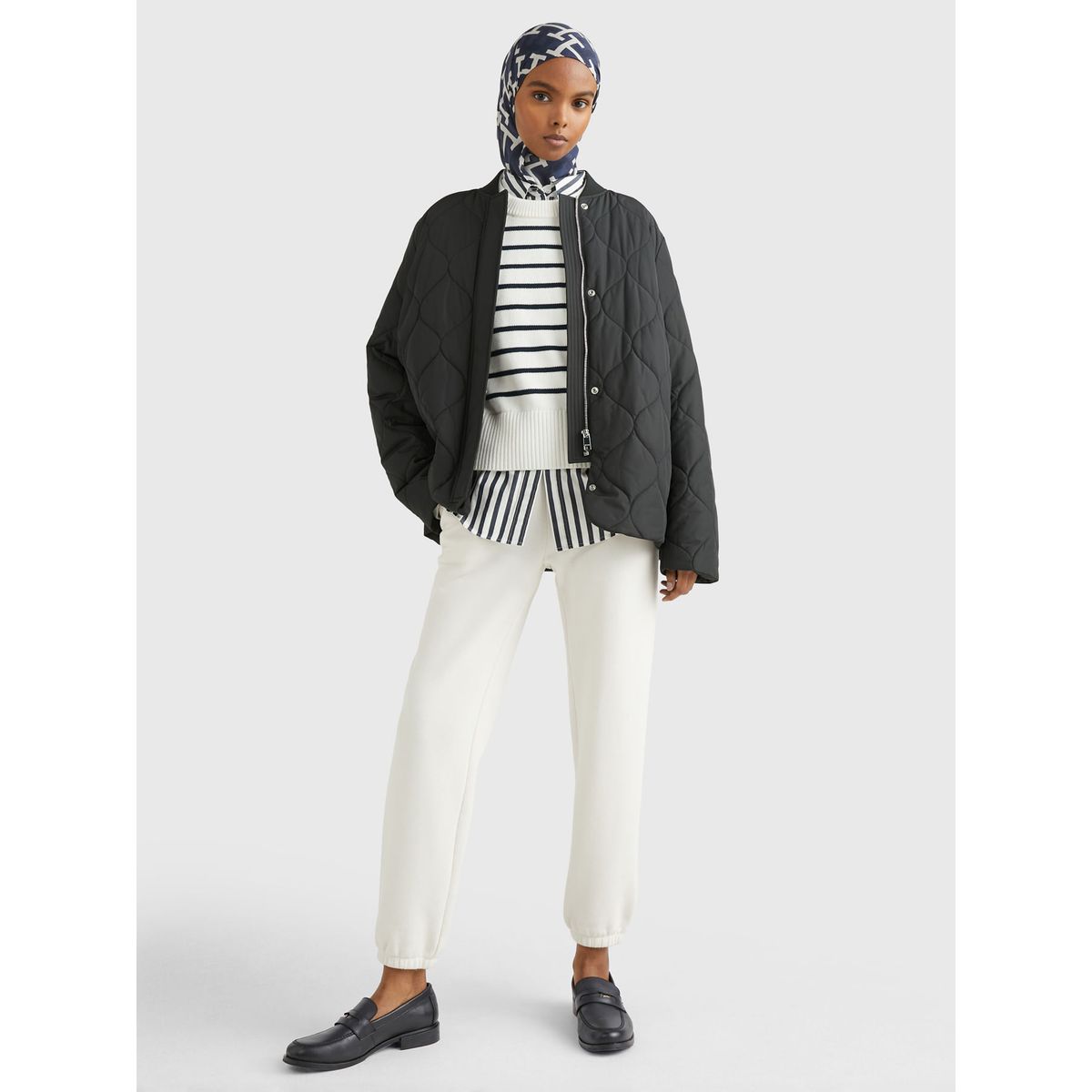TOMMY HILFIGER - Chaqueta Negra Bomber Acolchada Para Mujer Tommy Hilfiger