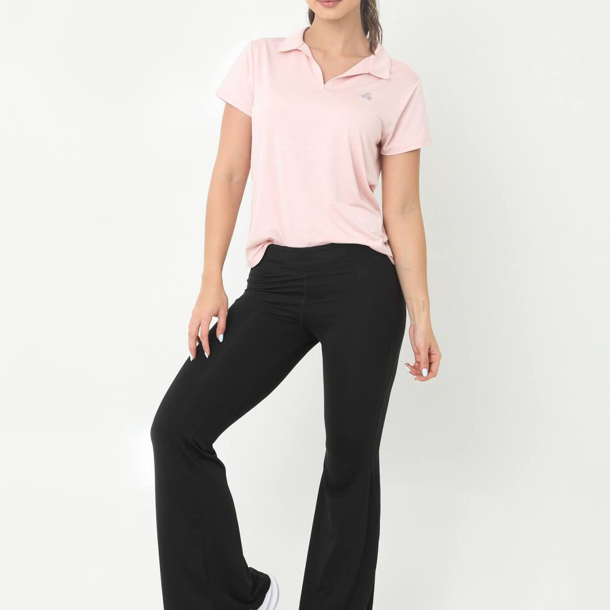BELIFE - Camiseta Deportiva Rosada Cuello Camisero Y Transfer Reflectivo Para Mujer Belife