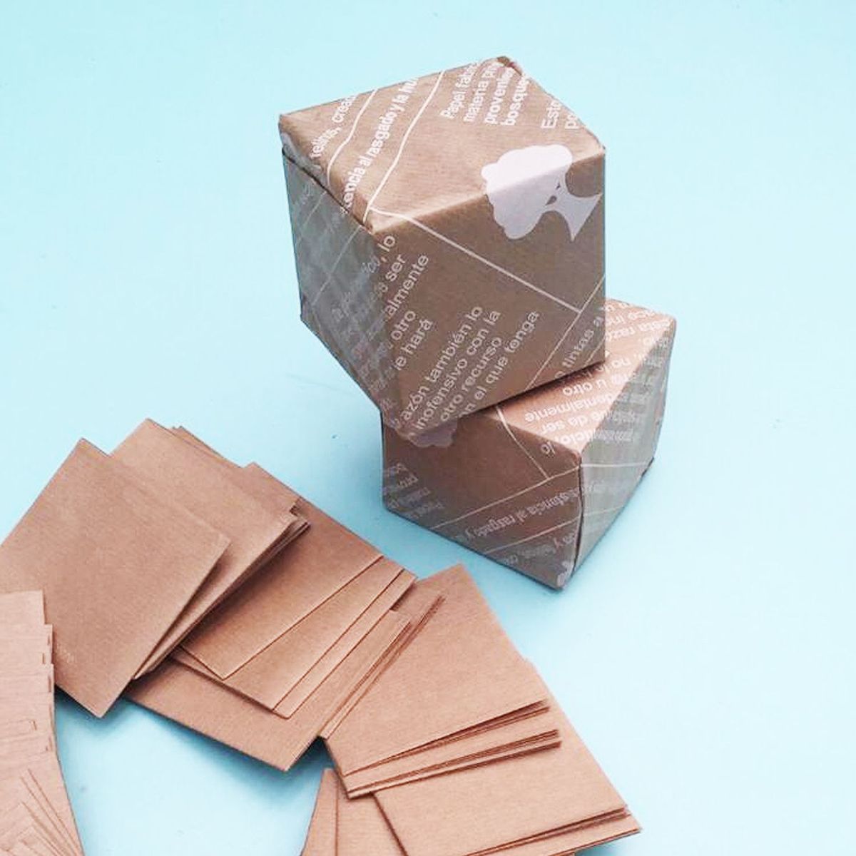 WAWAW - Paquete de 61 papeles Ecopop para recoger popó de perro Wawaw