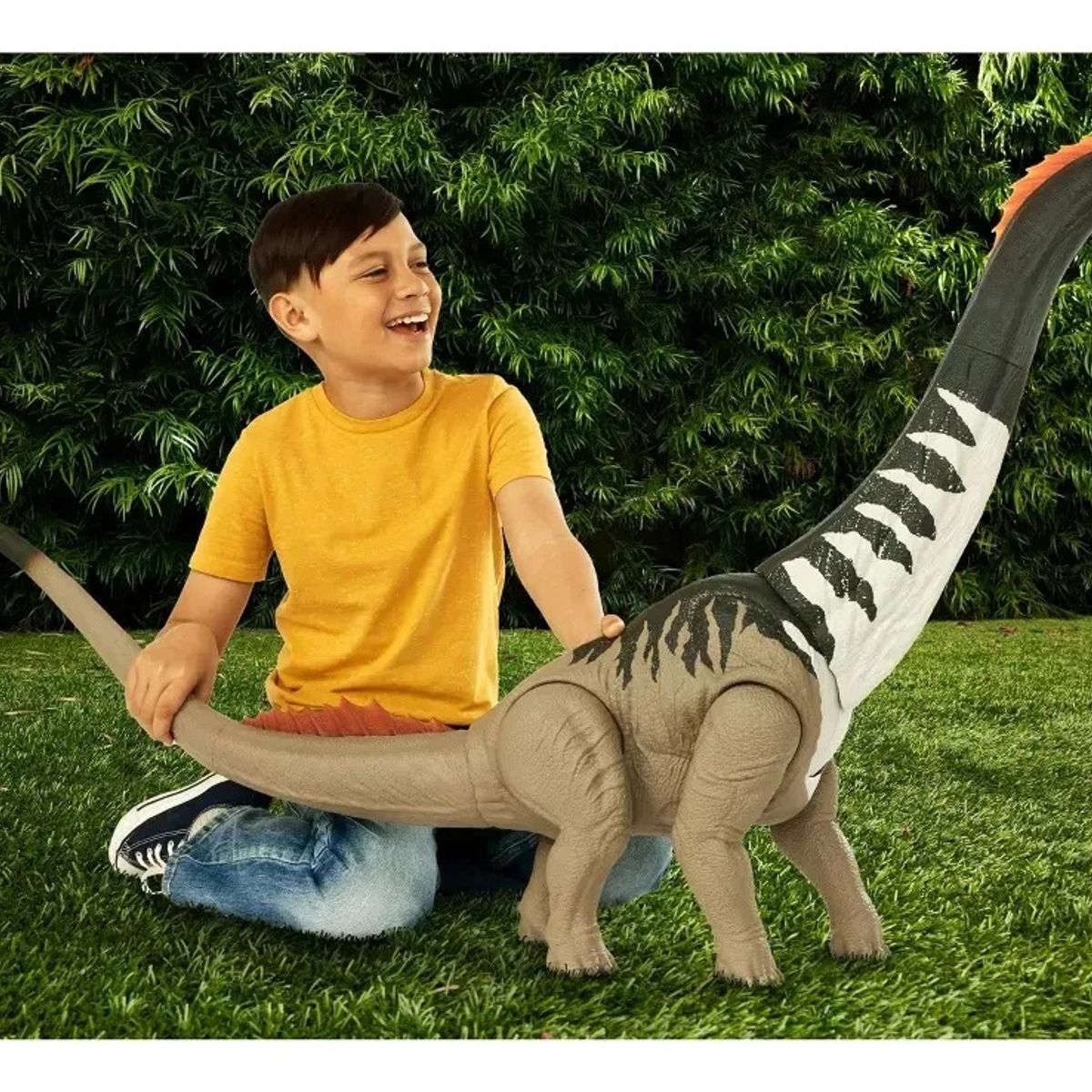 GENERICO - Dinosaurio Jurassic World Rebirth Super Colosal Titanosaurus